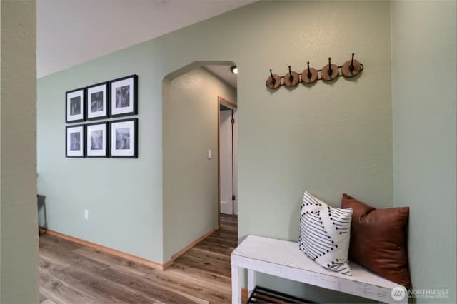 Property photo for 319 S Anacortes Street, Burlington photo 4