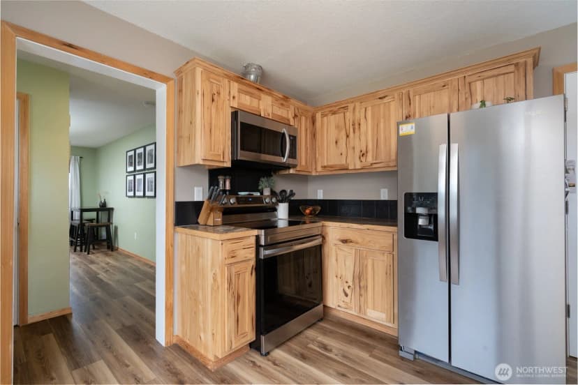 Property photo for 319 S Anacortes Street, Burlington photo 7