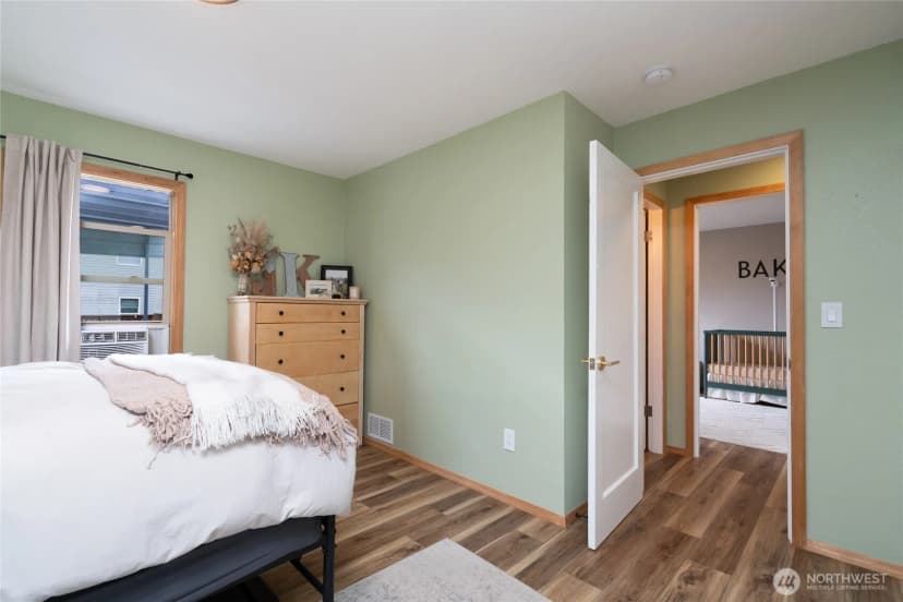 Property photo for 319 S Anacortes Street, Burlington photo 13