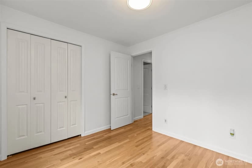 Property photo for 5701 152nd Street Sw, Edmonds photo 29