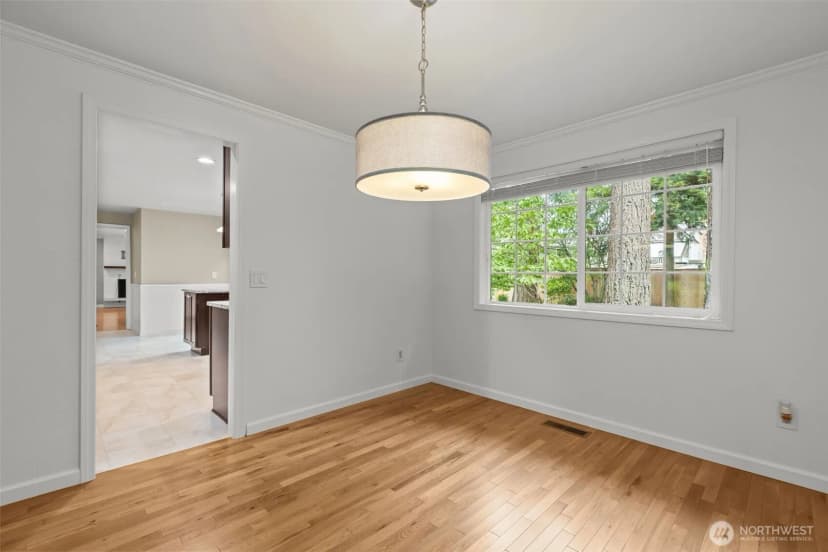 Property photo for 5701 152nd Street Sw, Edmonds photo 8