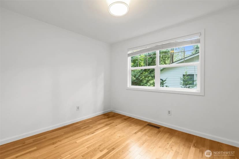 Property photo for 5701 152nd Street Sw, Edmonds photo 27