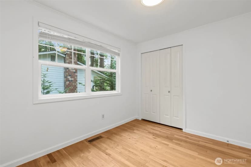 Property photo for 5701 152nd Street Sw, Edmonds photo 28