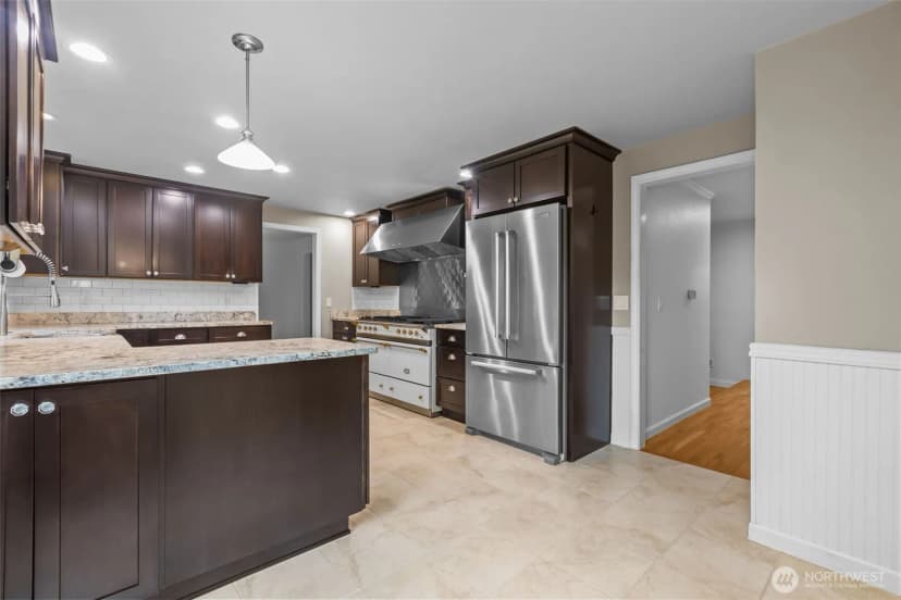 Property photo for 5701 152nd Street Sw, Edmonds photo 12