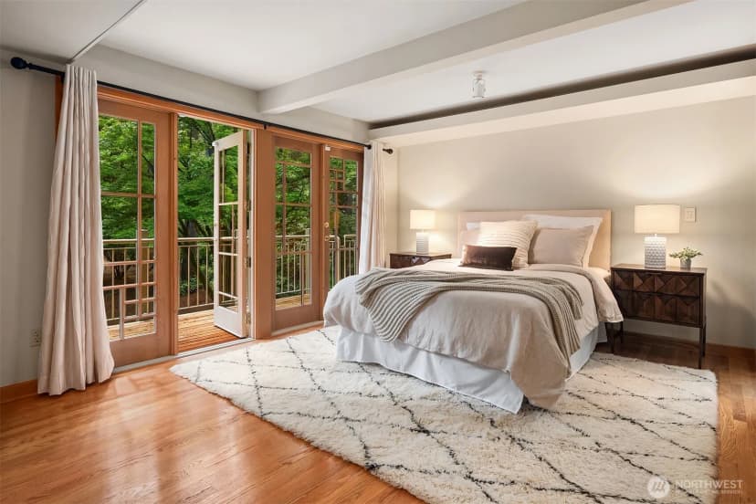 Property photo for 13433 Ne 45th Street, Bellevue photo 14