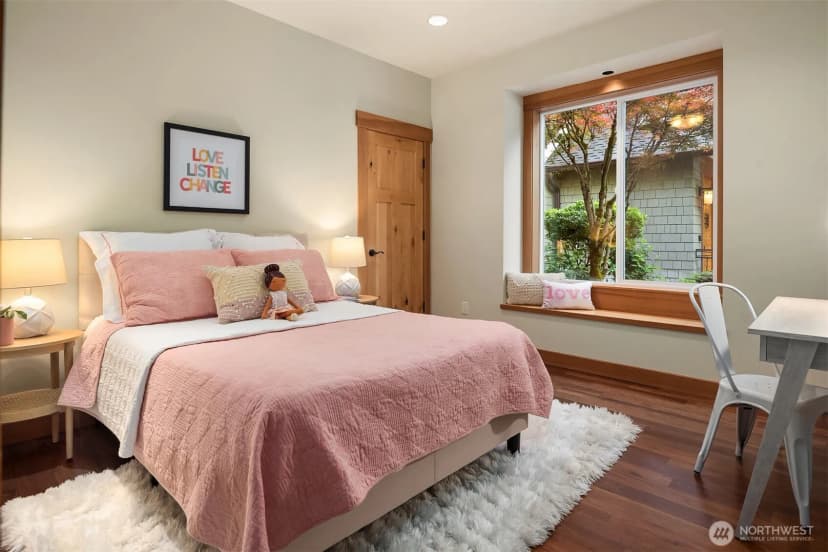Property photo for 13433 Ne 45th Street, Bellevue photo 16