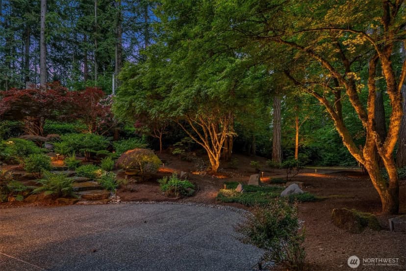 Property photo for 13433 Ne 45th Street, Bellevue photo 25