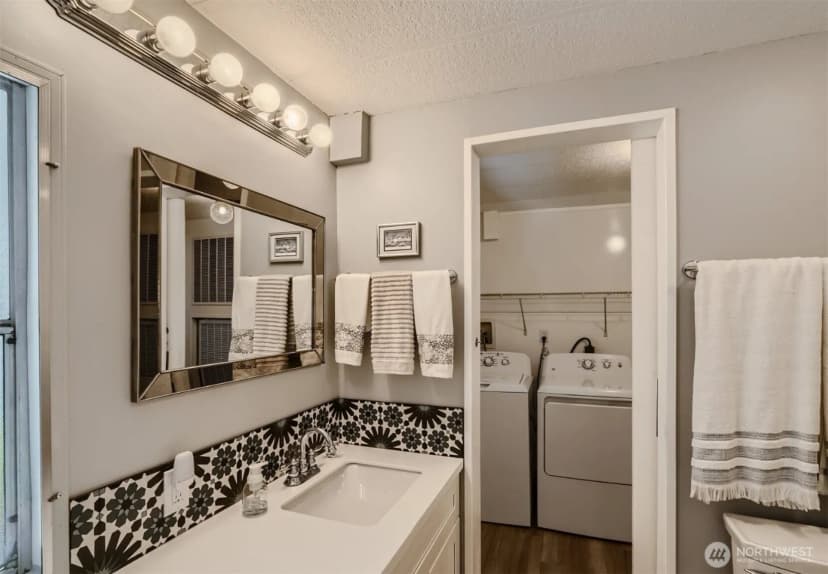 Property photo for 21916 107th Place Se, Kent photo 21