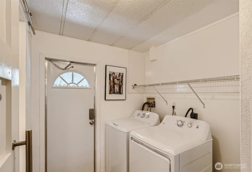 Property photo for 21916 107th Place Se, Kent photo 16