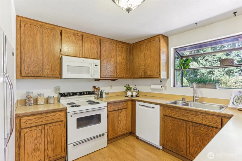 Property photo for 2911 88th Street Se, Everett photo 9