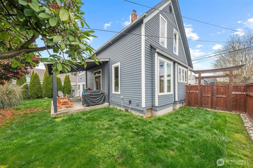 Property photo for 302 4th Avenue Nw, Puyallup photo 29