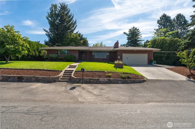 Property photo for 1589 N Ashland Avenue, East Wenatchee
