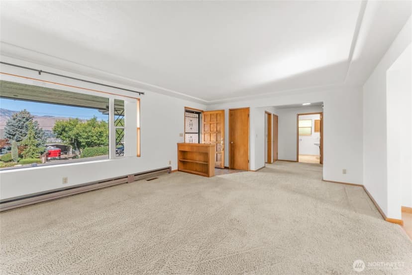 Property photo for 1589 N Ashland Avenue, East Wenatchee photo 9