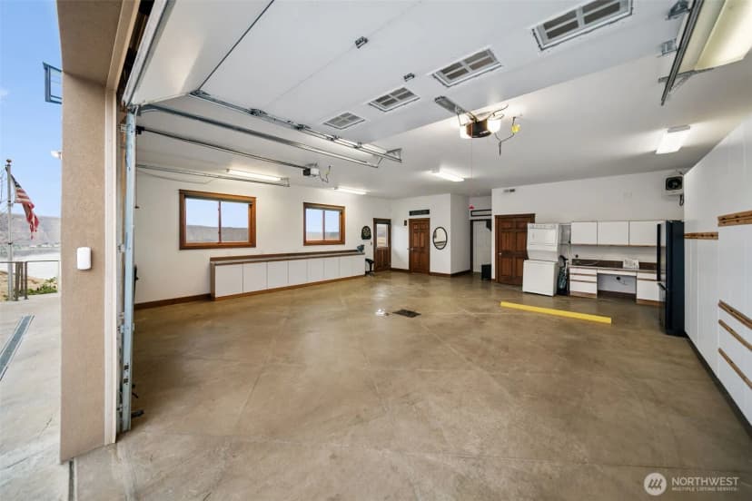 Property photo for 25 Mansfield Road, Quincy photo 39
