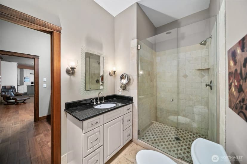 Property photo for 25 Mansfield Road, Quincy photo 36