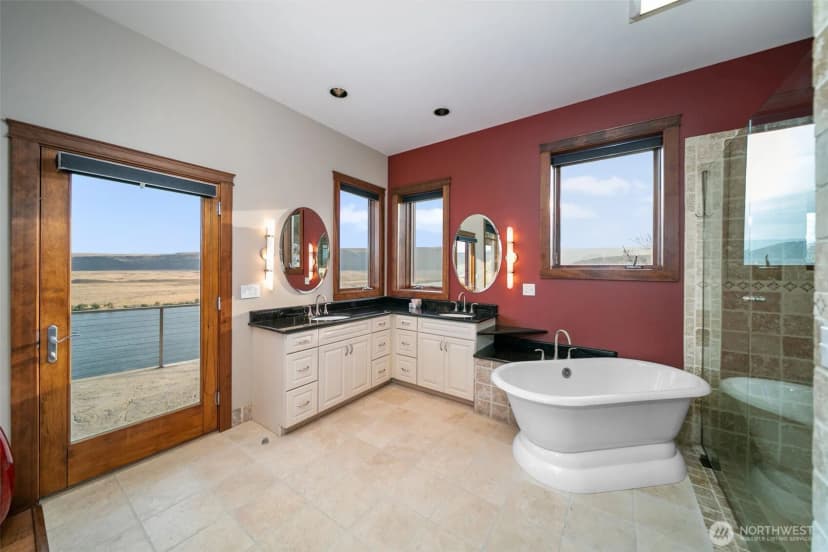 Property photo for 25 Mansfield Road, Quincy photo 29