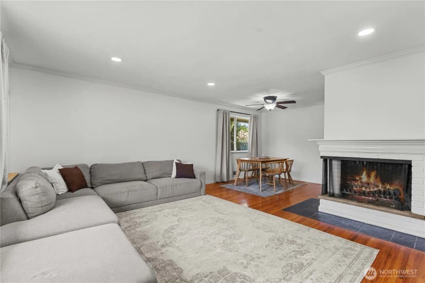 Property photo for 815 6th Street Se, Auburn photo 9