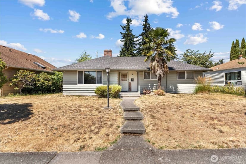 Property photo for 815 6th Street Se, Auburn photo 6
