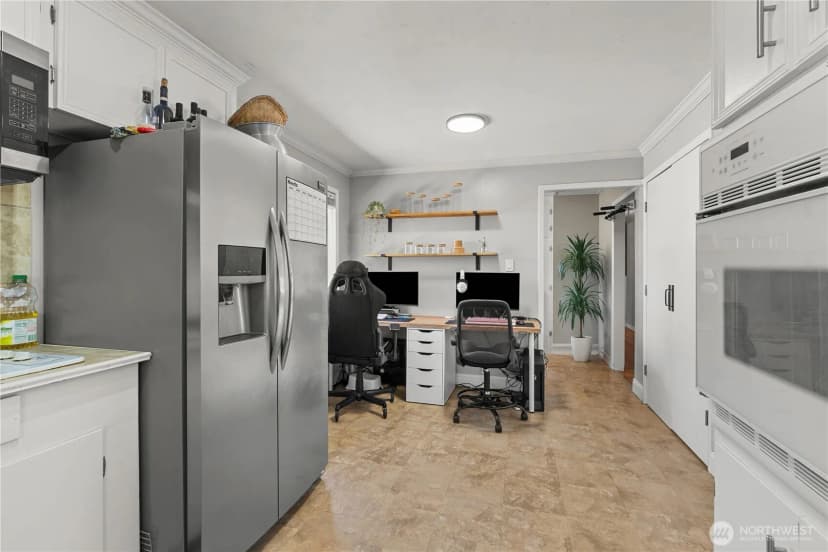 Property photo for 815 6th Street Se, Auburn photo 13