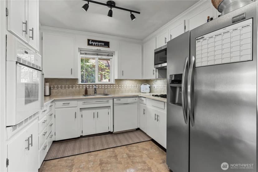 Property photo for 815 6th Street Se, Auburn photo 15