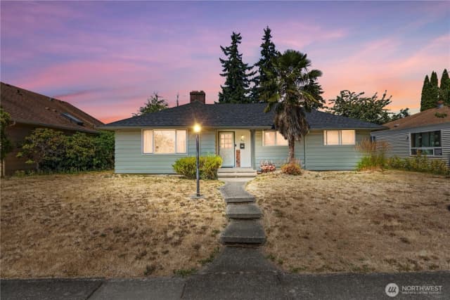Property photo for 815 6th Street Se, Auburn photo 2