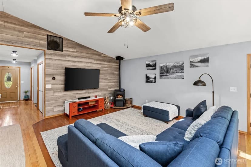 Property photo for 44024 Fir Road, Gold Bar photo 6