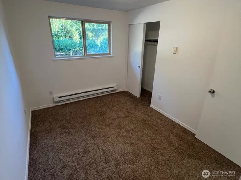 Property photo for 418 130th Street Ct S, Tacoma photo 9