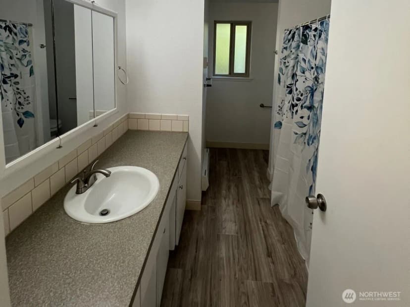 Property photo for 418 130th Street Ct S, Tacoma photo 10