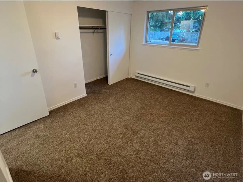 Property photo for 418 130th Street Ct S, Tacoma photo 8
