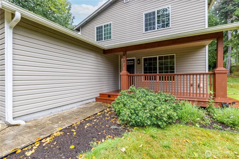 Property photo for 151 E Galway Road, Shelton photo 2