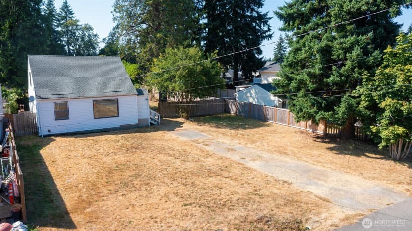 Property photo for 6430 Elliott Way, Everett photo 10