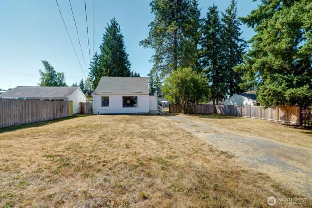 Property photo for 6430 Elliott Way, Everett photo 5