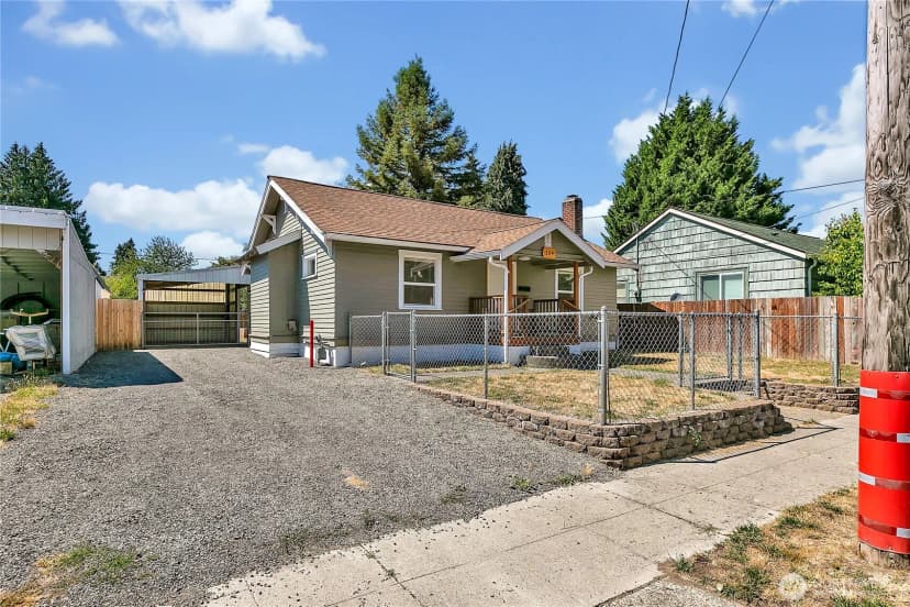 Property photo for 109 N Buckner Street, Centralia photo 21