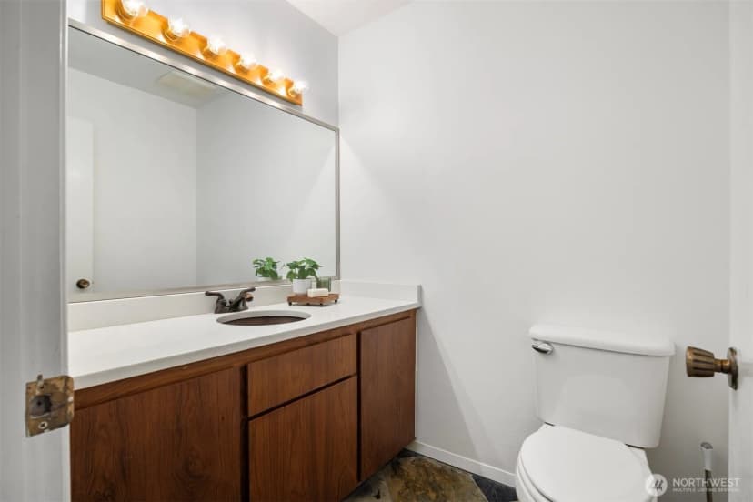 Property photo for 1011 E Toledo Street, Bellingham photo 37