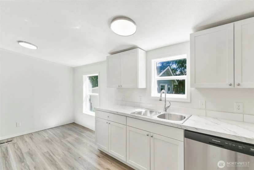 Property photo for 2601 250th Street, Ocean Park photo 12