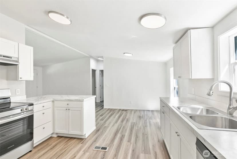 Property photo for 2601 250th Street, Ocean Park photo 14