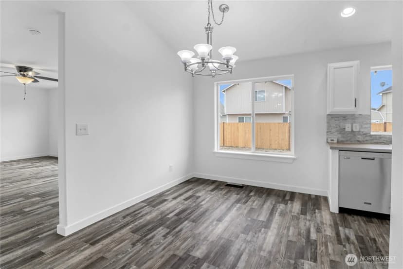 Property photo for 9989 Greenleaf Loop Se, Yelm photo 10