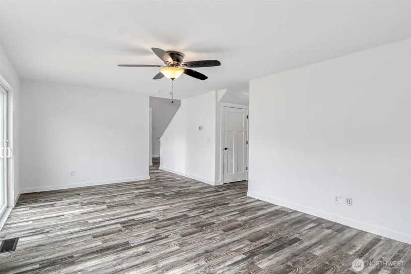Property photo for 9989 Greenleaf Loop Se, Yelm photo 12