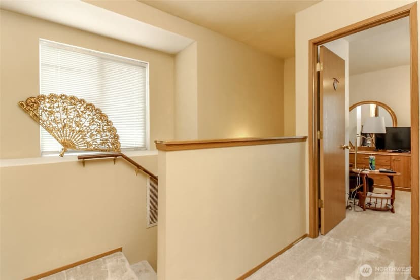 Property photo for 1724 S Ainsworth Avenue, Tacoma photo 13