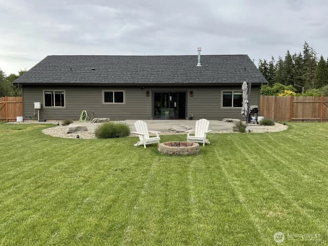 Property photo for 5245 Nw Erlands Point Rd, Bremerton photo 3