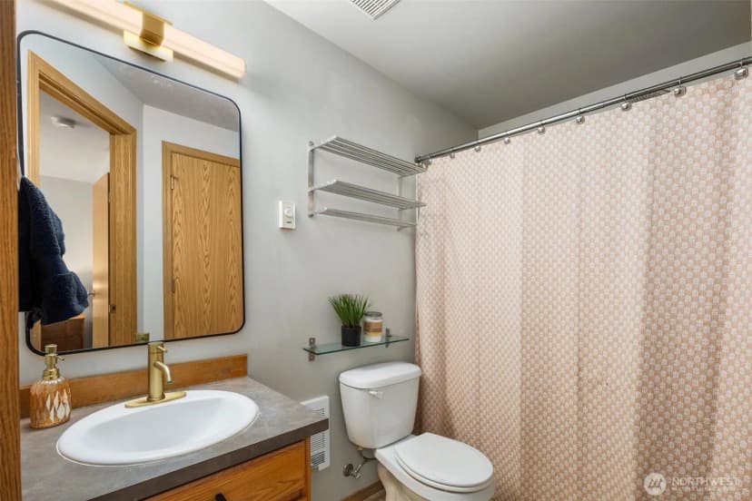 Property photo for 9520 206th Avenue E, Bonney Lake photo 22