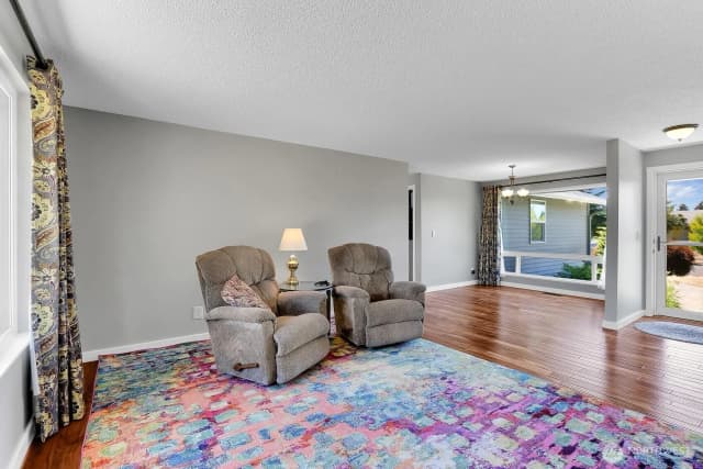 Property photo for 1420 Ginkgo Street Se, Auburn photo 4