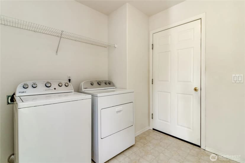 Property photo for 525 Sorenson Street, Buckley photo 14