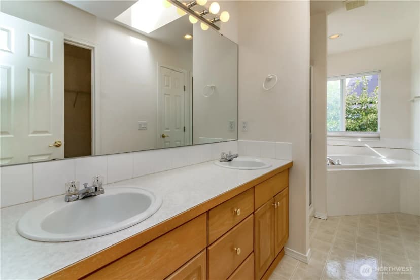 Property photo for 525 Sorenson Street, Buckley photo 18