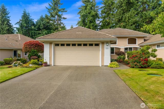 Property photo for 6905 Fairway Lane Se, Olympia