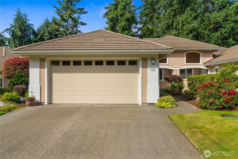 Property photo for 6905 Fairway Lane Se, Olympia photo 2