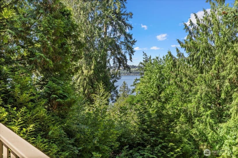 Property photo for 7104 Ne 118th Street, Kirkland photo 22