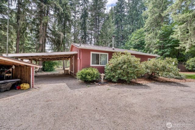 Property photo for 7258 Se Fragaria Road, Olalla photo 3