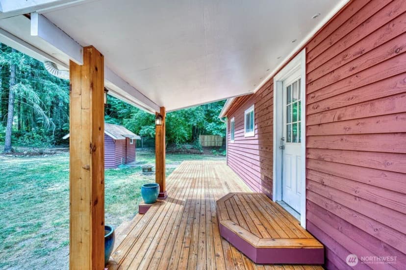 Property photo for 7258 Se Fragaria Road, Olalla photo 8