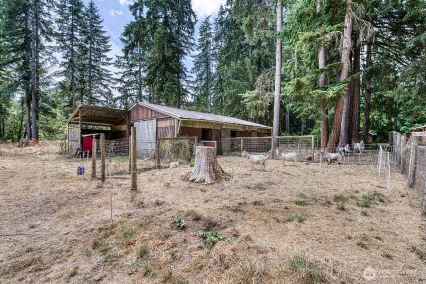 Property photo for 7258 Se Fragaria Road, Olalla photo 28